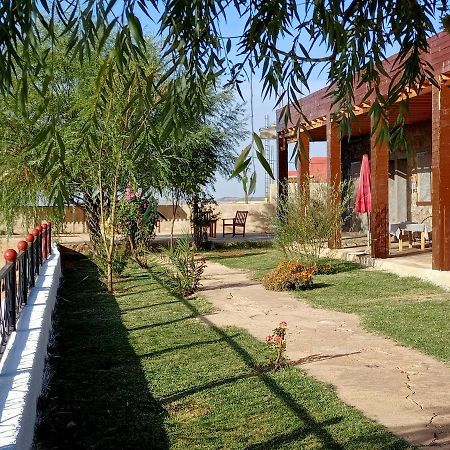 Tamanoucht Hotel Ifrane  Bagian luar foto