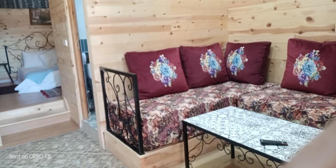 Tamanoucht Hotel Ifrane  Bagian luar foto