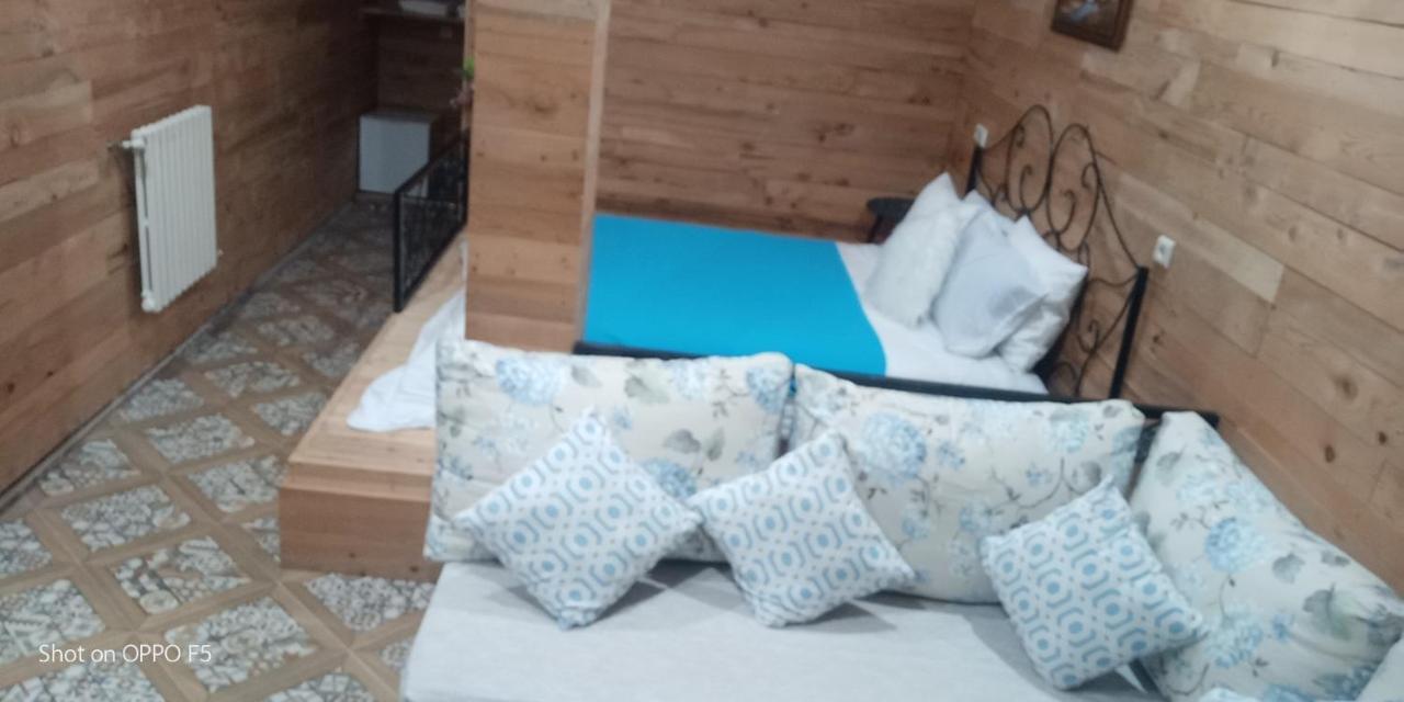 Tamanoucht Hotel Ifrane  Bagian luar foto