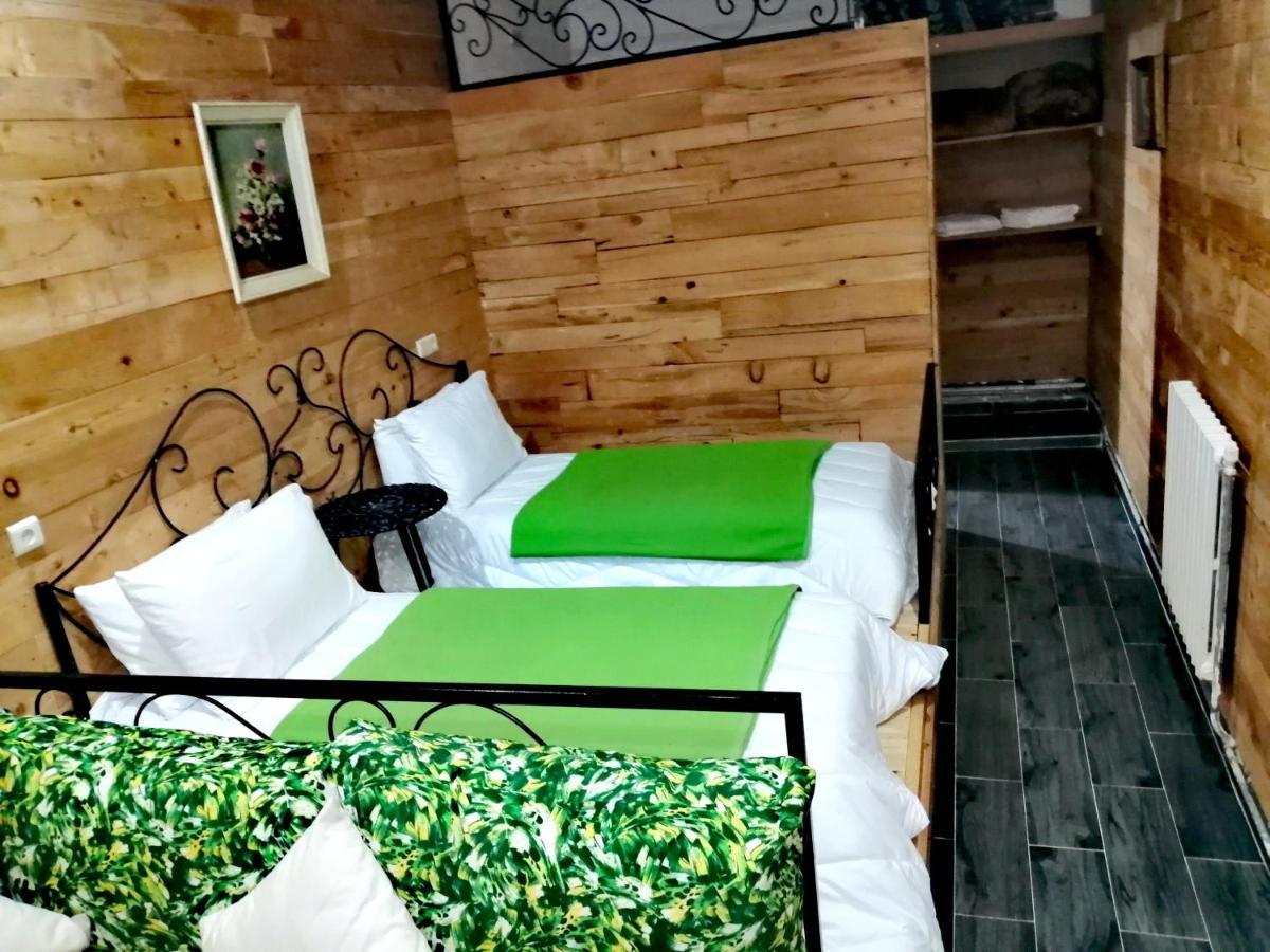 Tamanoucht Hotel Ifrane  Bagian luar foto