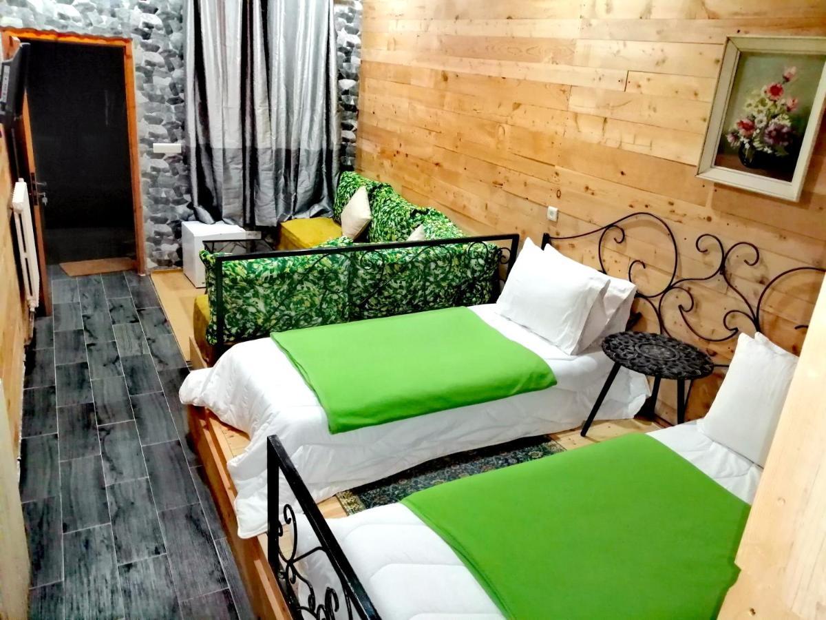 Tamanoucht Hotel Ifrane  Bagian luar foto